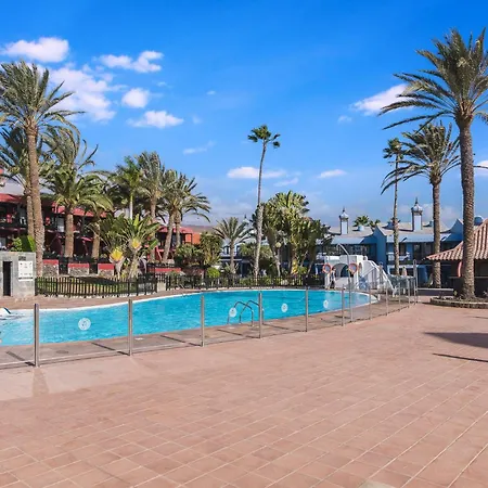 Sun Club Bahia Feliz דירה